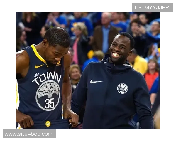 主帅奥特迎来执教首胜布克分享球队为其制作祝贺视频的温馨时刻