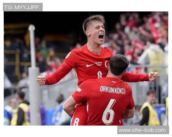 土耳其足球队在世预赛中以6比1狂胜保加利亚伊尔迪兹双响居莱尔贡献进球与助攻