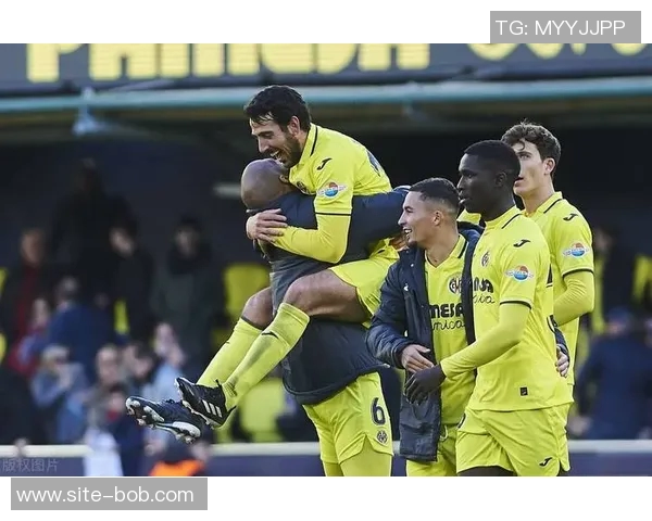 西甲最新积分榜分析皇马稳居榜首巴萨紧随其后黄潜马竞争夺激烈